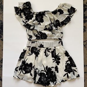 Black and white floral set (selling as a set)